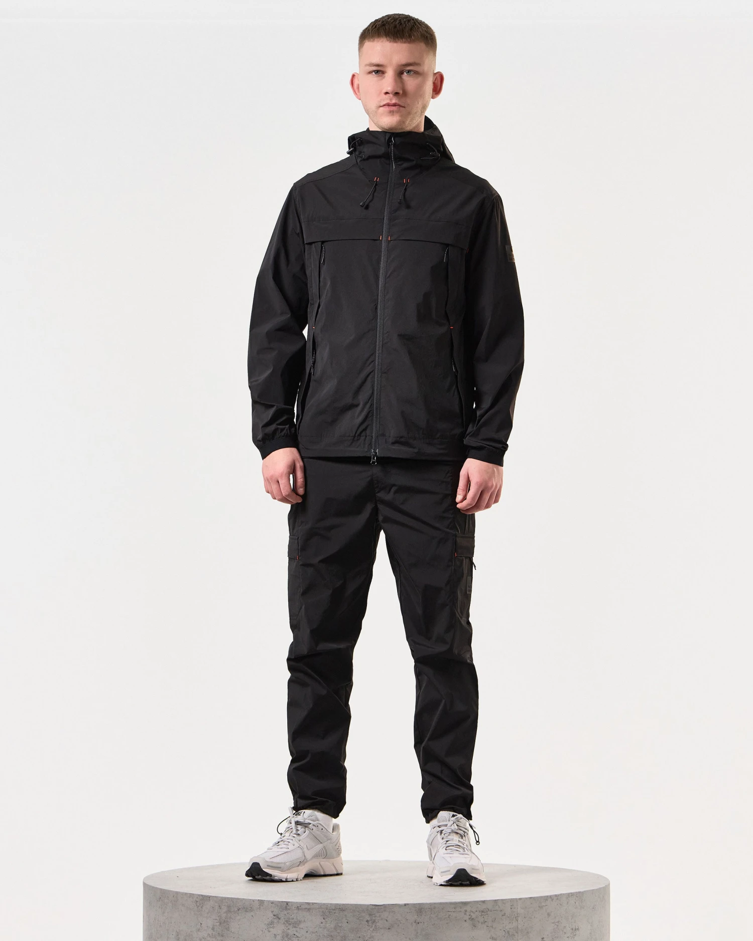 Weekend Offender Talamanca Windbreaker Jacket Black 2 Weekend Offender Talamanca Windbreaker Jacket Black - Image 2