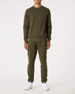 Weekend Offender Jakarta Jogger Pants Dark Green -Weekend Offender JPAW22 01 JAKARTA AW22 DARK GREEN MODEL 4225