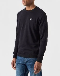 Weekend Offender Solace Knitted Sweater Black -Weekend Offender KWAW2310 SOLACE BLACK 0063 MODEL