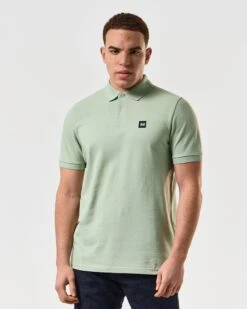 Weekend Offender Caneiros Polo Shirt Pale Moss Green -Weekend Offender POSS2401 CANEIROS PALE MOSS 5005 MODEL