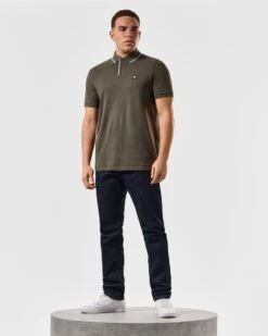 Weekend Offender Astola Polo Shirt Castle Green -Weekend Offender POSS2402 ASTOLA CASTLE GREEN 5047 MODEL