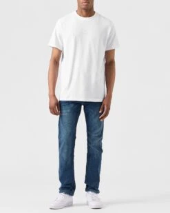 Weekend Offender Smile Graphic T-Shirt White -Weekend Offender PTAW2314 SMILE WHITE 0095 MODEL