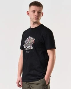 Weekend Offender Madness Graphic T-Shirt Black -Weekend Offender PTSS2405 MADNESS BLACK 6404 MODEL