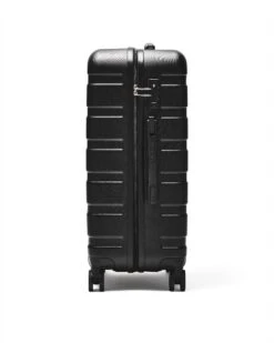 Weekend Offender Suitcase Medium Black -Weekend Offender SS25 LUGGAGE MEDIUM 1905