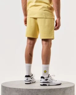 Weekend Offender Mytros Shorts Butter Yellow/Navy -Weekend Offender STSS2402 MYTROS BUTTER 5189 MODEL