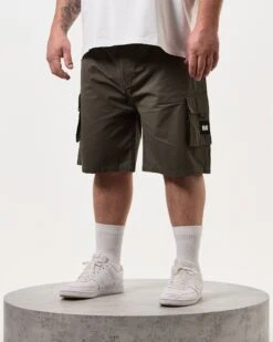 Weekend Offender Mascia Cargo Shorts Castle Green - Plus Size -Weekend Offender STSS2404X MASCIA DARK GREEN 8094 PLUS
