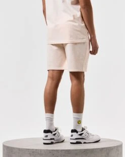 Weekend Offender Lerena Jogger Shorts Alabaster -Weekend Offender STSS2409 LERENA ALABASTER 4528 MODEL