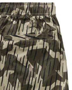 Weekend Offender Anzio Shorts Castle Green Rain Camo -Weekend Offender STSS2415 ANZIO CAMO CASTLE GREEN 9857 edea415d 4b00 41d2 9e43 ef64c37df984