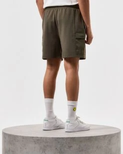 Weekend Offender Caleta Shorts Castle Green -Weekend Offender STSS2422 CALETA CASTLE GREEN 4240 MODEL
