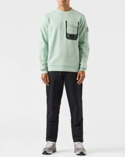 Weekend Offender Adiel Mesh Pocket Sweatshirt Mint Tea Green -Weekend Offender SWAW2316 ADIEL MINT TEA 0672 MODEL