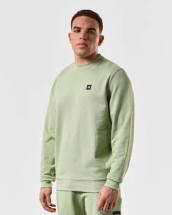 Weekend Offender Ferrer Sweatshirt Pale Moss Green -Weekend Offender SWSS2402 FERRER PALE MOSS 5399 MODEL