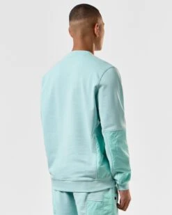 Weekend Offender Sirenko Pocket Sweatshirt Celeste Green 9 Weekend Offender Sirenko Pocket Sweatshirt Celeste Green -Weekend Offender SWSS2410 SIRENKO CELESTE 4178 MODEL