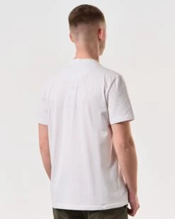 Weekend Offender Cannon Beach T-Shirt White -Weekend Offender TSSS2401 CANNON BEACH WHITE 6394 MODEL