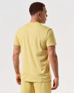Weekend Offender Millergrove T-Shirt Butter Yellow/Navy -Weekend Offender TSSS2402 MILLERGROVE BUTTER 5185 MODEL