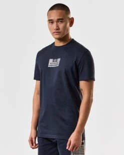 Weekend Offender Dygas T-Shirt Navy -Weekend Offender TSSS2406 DYGAS NAVY 4404 MODEL