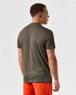 Weekend Offender Murvica T-Shirt Castle Green -Weekend Offender TSSS2412 MURVICA CASTLE GREEN 4806 MODEL