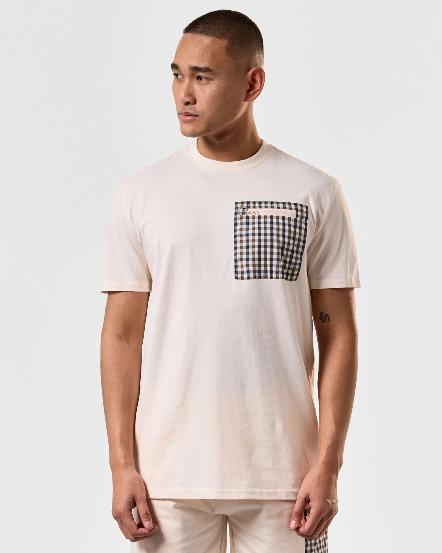 Weekend Offender Gorman Pocket T-Shirt Alabaster 3 Weekend Offender Gorman Pocket T-Shirt Alabaster - Image 3