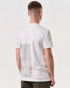 Weekend Offender Ryan T-Shirt White -Weekend Offender TSSS2417 RYAN WHITE 6383 MODEL