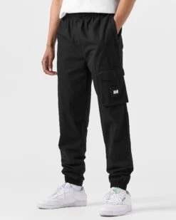 Weekend Offender Rocha Pants Black -Weekend Offender WPAW23006 ROCHA BLACK 0015 MODEL
